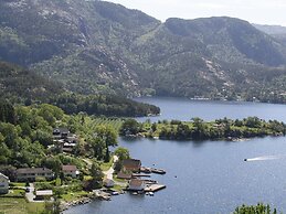 9 Person Holiday Home in Fister