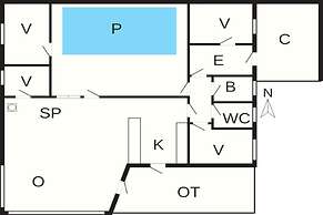 5 Star Holiday Home in Hals