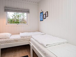 10 Person Holiday Home in Allingabro-by Traum