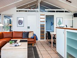 10 Person Holiday Home in Allingabro-by Traum