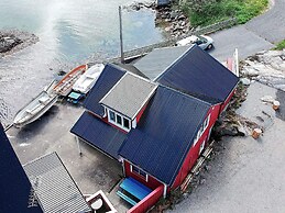6 Person Holiday Home in Rubbestadneset