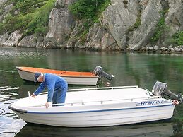 6 Person Holiday Home in Rubbestadneset