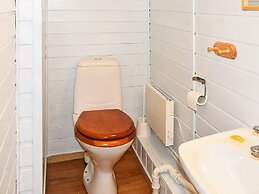 6 Person Holiday Home in Rubbestadneset