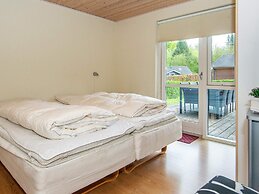 12 Person Holiday Home in Aabenraa-by Traum