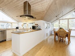 8 Person Holiday Home in Rodby-by Traum