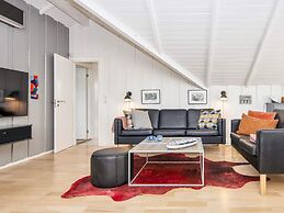 6 Person Holiday Home in Knebel-by Traum