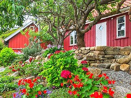 5 Person Holiday Home in Lyngdal-by Traum