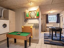 10 Person Holiday Home in Roslev