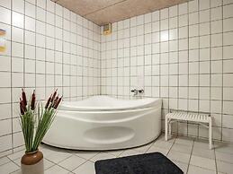 10 Person Holiday Home in Roslev