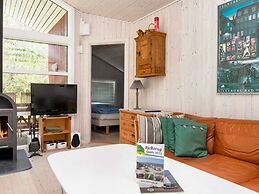 8 Person Holiday Home in Glesborg-by Traum