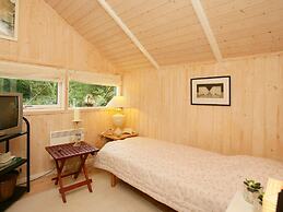 6 Person Holiday Home in Dronningmolle-by Traum