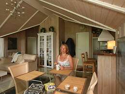 6 Person Holiday Home in Dronningmolle-by Traum