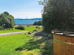 6 Person Holiday Home in Storfosna-by Traum