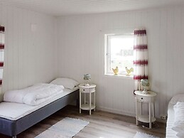 6 Person Holiday Home in Storfosna-by Traum