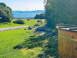 6 Person Holiday Home in Storfosna-by Traum