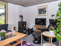 6 Person Holiday Home in Ebeltoft-by Traum