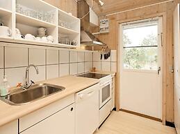 8 Person Holiday Home in Albaek-by Traum