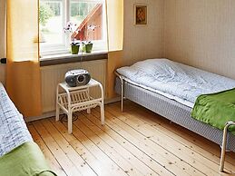 6 Person Holiday Home in Gamleby-by Traum