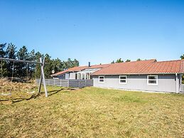 10 Person Holiday Home in Blavand