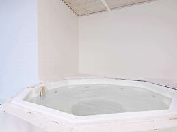 10 Person Holiday Home in Blavand