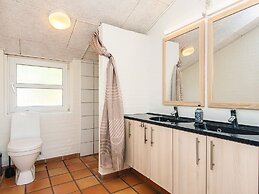 10 Person Holiday Home in Blavand