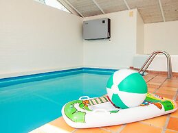 10 Person Holiday Home in Blavand