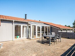 10 Person Holiday Home in Blavand