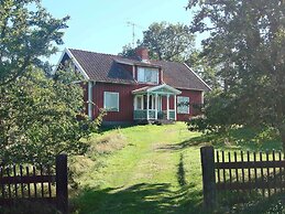 6 Person Holiday Home in Morlunda