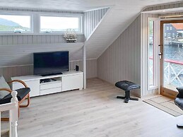 7 Person Holiday Home in Bokn-by Traum