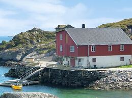 6 Person Holiday Home in Ballstad-by Traum