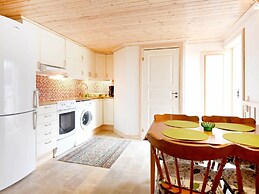 4 Person Holiday Home in Hamburgsund