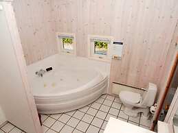 8 Person Holiday Home in Sjolund-by Traum