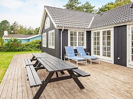 8 Person Holiday Home in Knebel