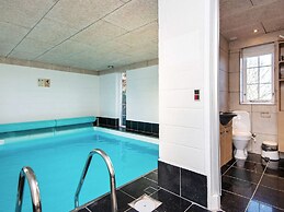 10 Person Holiday Home in Allingabro-by Traum