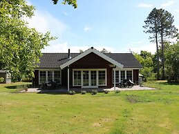 8 Person Holiday Home in Hadsund-by Traum