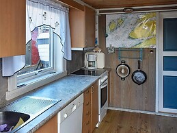 6 Person Holiday Home in Oksvoll-by Traum