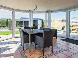 Spacious Holiday Home in Hemmet Jutland near Sea