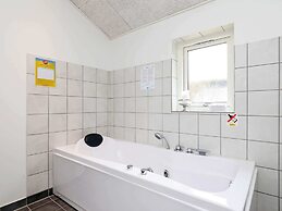 5 Star Holiday Home in Logstor