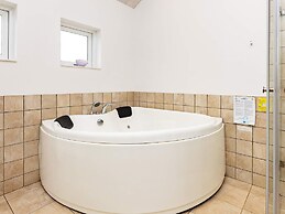 8 Person Holiday Home in Brovst-by Traum