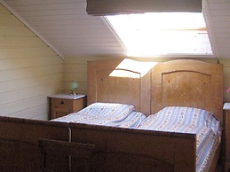 10 Person Holiday Home in Follafoss-by Traum