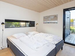 Simplistic Holiday Home in Løgstrup near Sea