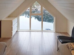 10 Person Holiday Home in Urangsvåg