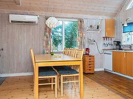 6 Person Holiday Home in Grenaa-by Traum