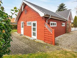 6 Person Holiday Home in Grenaa-by Traum