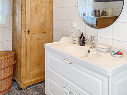 6 Person Holiday Home in Ingatorp