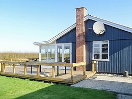 Sunlit Holiday Home in Funen near Sea