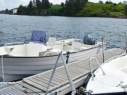 6 Person Holiday Home in Bakkasund