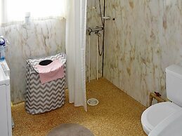 6 Person Holiday Home in Bakkasund