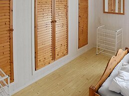 6 Person Holiday Home in Bakkasund