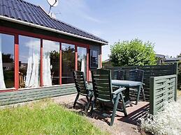 6 Person Holiday Home in Store Fuglede-by Traum
